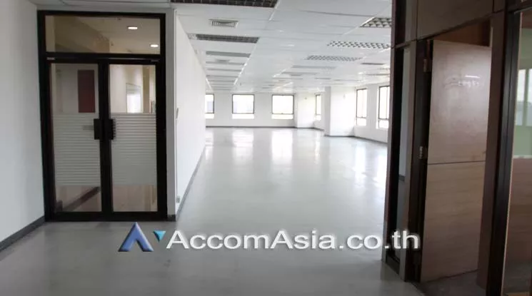  1  Office Space For Rent in Phaholyothin ,Bangkok MRT Phahon Yothin at Elephant Building AA18763